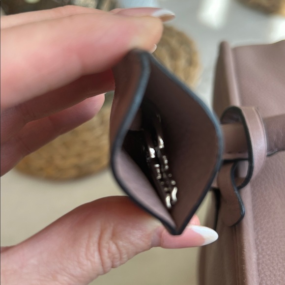 Loewe Pink Leather Briefcase with Elegant Design - Picture 8 of 11